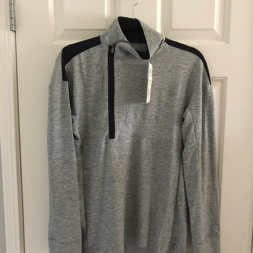 NWT Under Armour Hotshot 1/2 Zip Pullover